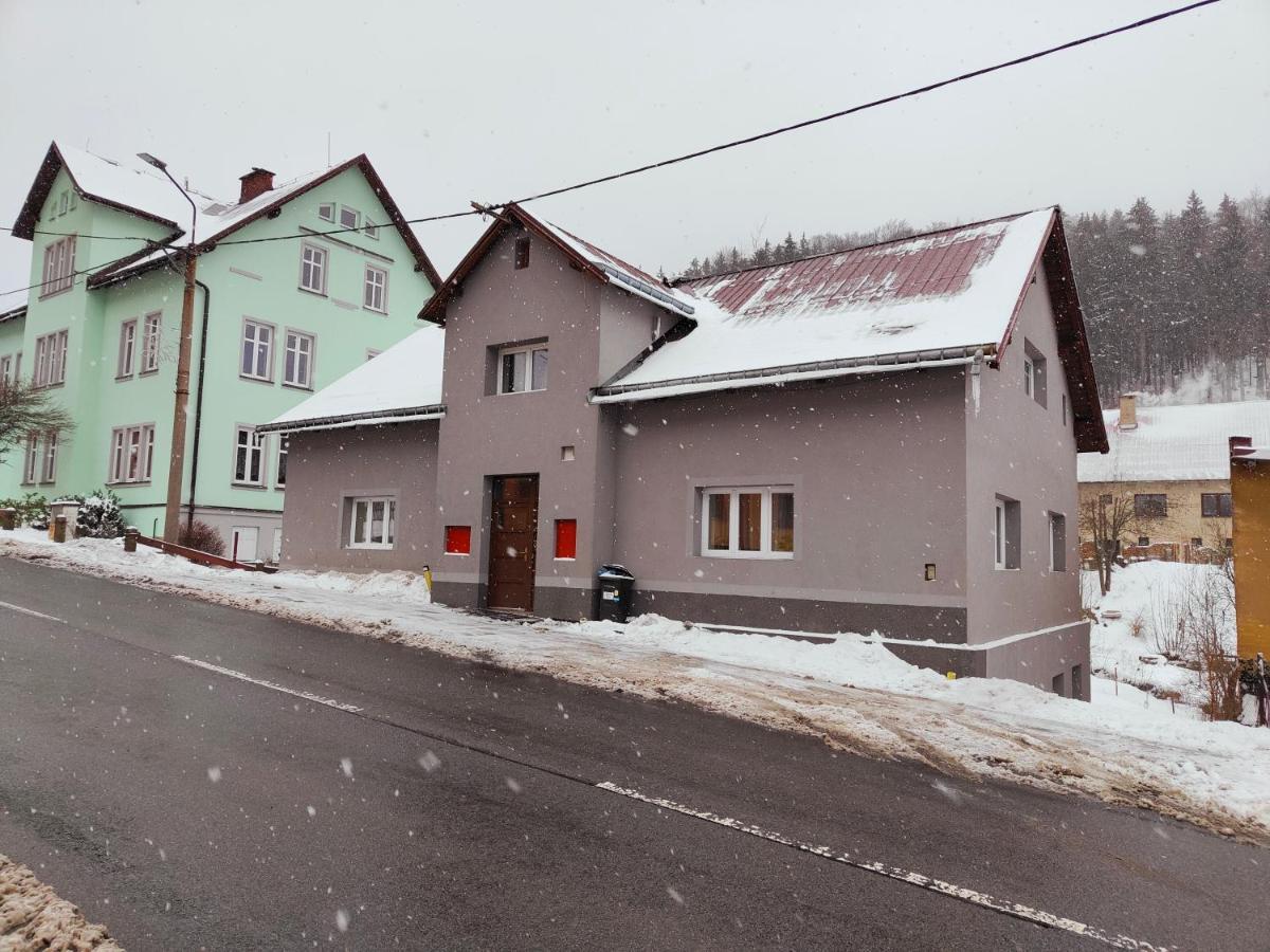 Apartmany Na Ceste Desná Exterior foto